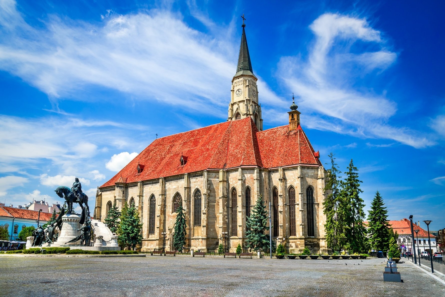 You are currently viewing Discover Cluj Napoca: Vibrant City Life & Rich History in Romania